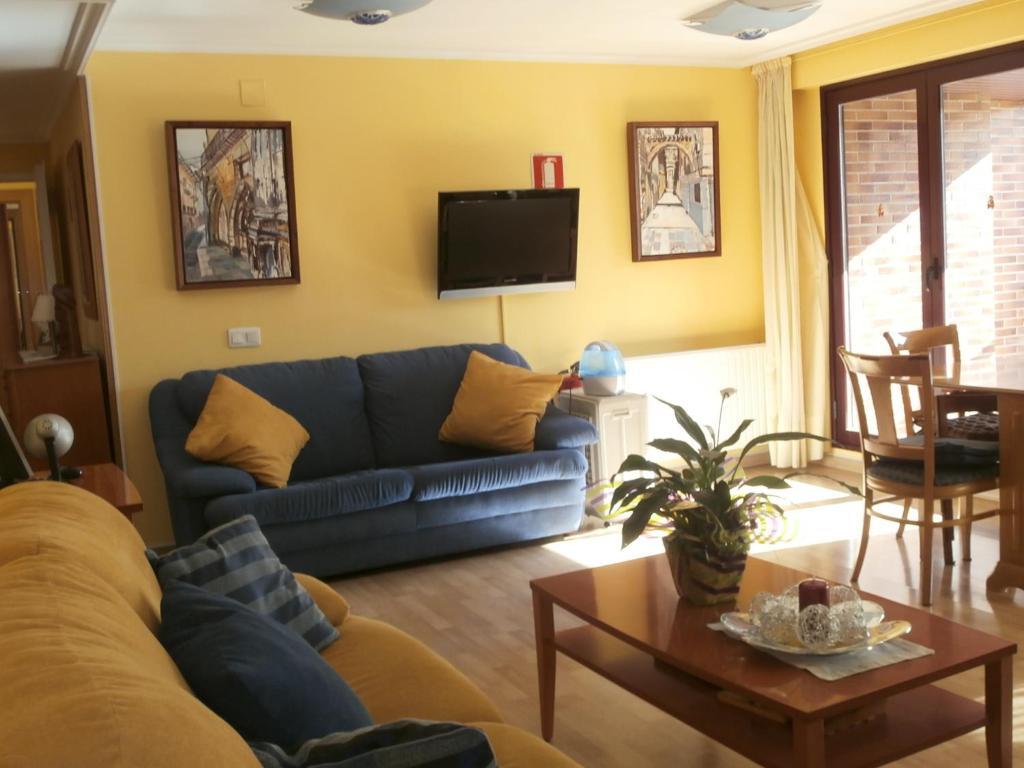 Hostal El Volante Estella Zewnętrze zdjęcie