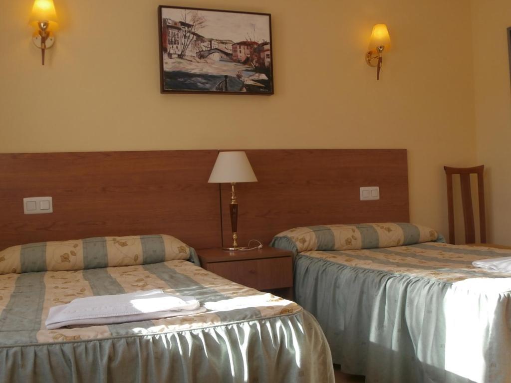 Hostal El Volante Estella Zewnętrze zdjęcie